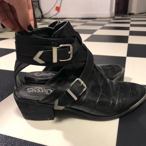 Sam edlemen open back booties